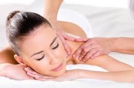 Welcome Thai Massage v/Chanraem Yaemruen