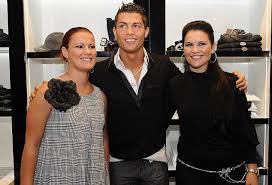 Últimas noticias de elma aveiro. Pin By Ronaldocr7 On Family Cristiano Ronaldo Cr7 Cristiano Ronaldo Ronaldo