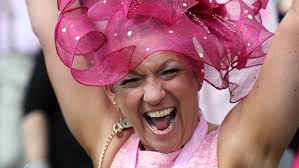 Kentucky Oaks: Crowds thrilled at Churchill Downs