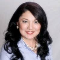 Liz Nutter's Instagram, Twitter & Facebook