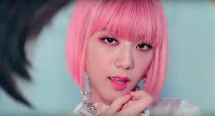 9 Stunning Beauty Moments From Blackpink S Brand New Music Video Pink Hair Pink Eyes Beauty
