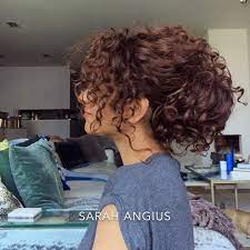 50 7k Likes 676 Comments Sarah Angius Sarahangius On Instagram 1 Minute Updo For The Lazy Days Curly Hair Styles Medium Curly Hair Styles Sarah Angius