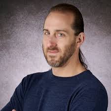 Traveling during the holidays can be challenging. I decided to bring my  gear with me this time. Here's my temporary setup in my niece's closet.  It's not perfect, but it's pretty good.