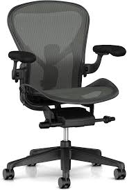 Famous for supporting the widest range of the human form, the aeron office chair has been remastered to better meet the needs of today's work and workers. Amazon Com Herman Miller Aeron Ergonomic Chair Size B Graphite Furniture Decor