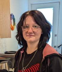 Stephanie Squires (@Steph_Squires)