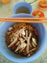Sarawak kolo mee is a a very popular food in kuching, capital of sarawak (borneo island). Resepi Kolo Mee Merah Sarawak