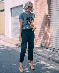 Is It Okay To Wear A Star Wars Shirt If I Ve Never Seen The Movies Combined With These Perfect Gi Star Wars Shirt Outfit Star Wars Shirts Star Wars Outfits