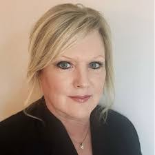 Tiffany Standifer's Instagram, Twitter & Facebook