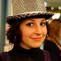 Laura Bronner's Instagram, Twitter & Facebook