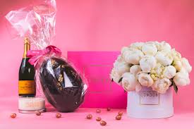 Send champagne and flowers london. Pinks And Roses London Pinksandrosesl1 Twitter