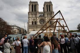 Flexible payment options · easy to modify plans · price guarantee Un Public Ebahi Par La Reconstruction De Notre Dame De Paris La Presse