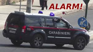 Carabinieri personnel belongs to four different career paths, the officer career, the inspector career, the sovrintendente career, and the basic carabinieri career. Alarm Carabinieri Roma Gendarmerie Bank Of Italy Begleitschutz Special Police Escort Youtube
