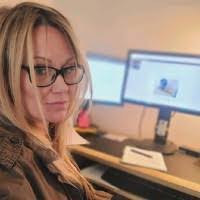 Lindsey Ard's Instagram, Twitter & Facebook