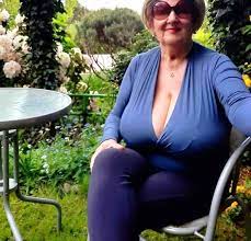 Granny very big tits and pokies - GILF & MILF | MOTHERLESS.COM ™