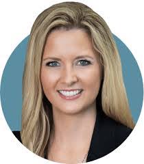 Cindy Cyr's Instagram, Twitter & Facebook