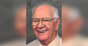 Barbara Tharp's Instagram, Twitter & Facebook