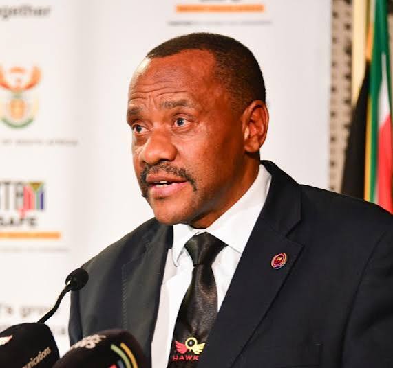 WATCH | Former Hawks boss Lebeya denies knowing Molefe, interfering in Sandton arrest