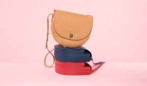 If italian fashion suffers from anything, it's an overabundance. Minimalist Label Free Handbags For Style Lovers Who Hate Big Designer Logos