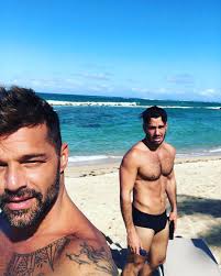 Este Mar Sana Ricky Martin Hairy Muscle Men Celebrities Male