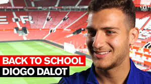 Diogo dalot opens up on bruno fernandes friendship, being inspired by 'amazing' zlatan ibrahimovic and his 'good feeling' after old trafford return. Back To School Diogo Dalot Manchester United Youtube