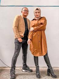Sebelumnya, rumah tangga sule kembali terkait isu tak sedap usai insiden kabur dari rumah terselesaikan. Nathalie Holscher Sering Labrak Cewek Yang Genit Ke Sule Di Pesan Pribadi Medsos Showbiz Liputan6 Com