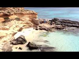 Un endroit idéal pour nager et admirer les vues épiques. Es Calo Des Morts Formentera Experience 2 Youtube