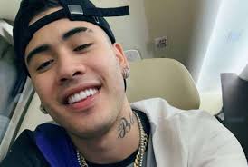 Kevinho chama a atenção dos seguidores com volume. Kevinho Mostra Antes E Depois E Brinca Nao Mudei So A Barba Jetss