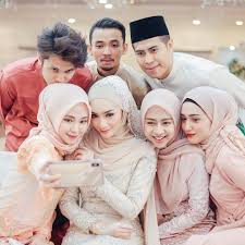 Asyraf mazlan puncak global ayat hafazan tingkatan 4 kssm 2020 astro scholarship award 2017 aurat lelaki yang dibenarkan dalam islam aviation management college logo. Natasya Nazreen Umur