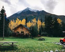 40 of the World's Top Cabin Getaways