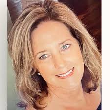 Top Real Estate Agents & Realtors in Holly, MI for 2025 (Verified)