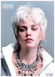 Collection Zoe De Valentin By Lothmann Http Www Lothmann Com Collection Zoe Valentin Lothmann Coiffeur Coloriste Coiffure Coiffeur