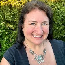 Melissa Hitz's Instagram, Twitter & Facebook