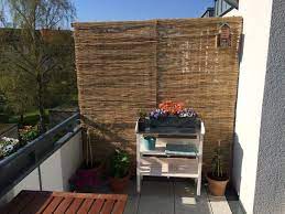 Balkon sichtschutz lösungen für jeden balkon schöner wohnen. Balkon Sichtschutz Aus Bambus Selber Bauen Anleitung Mit Video