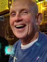 Huge welcome for Dick Doyle, back in Kenmare for the summer having  travelled from the US. Such a joy to have this man around, brightens our  lives so much, a mighty fellow!!