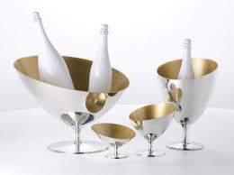 Une Decoration Doree Pour Un Interieur Super Solaire Elle Decoration Seau A Champagne Vasque Champagne