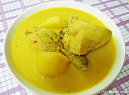 Resepi saya hari ini adalah rendang cili padi yang dimakan dengan lemang periuk kera dan juga nasi impit. Ayam Masak Lemak Cili Api Negeri Sembilan