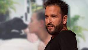 Michael wendler does not appear before the district court in dinslaken. Michael Wendler Haftbefehl Gegen Den Sanger Zerstort Er Lauras Zukunft Bunte De