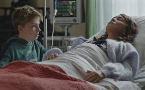 En raison des championnats d'europe d'athlétisme qui auront lieu la semaine prochaine, france 3 programme les 5 épisodes de la semaine à la suite, le lundi 6 août, à partir de 20h30. Plus Belle La Vie Prime Du 15 Decembre 2020 Ce Soir Decouvrez Evasions Stars Actu