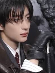 joyful eve Anton via RIIZE's Instagram update ————————————————————— follow  @anton_.riize for more updates ————————————————————— #ANTON #앤톤 #RIIZE #라이즈  #CHANYOUNG #RISEandREALIZE