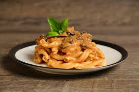 ½ pound italian style sausages, removed from their casing 4 tablespoons olive oil 6 large garlic cloves, thickly sliced 1 cup chopped onion 2 ounces prosciutto, chopped ¼ pound salami, chopped ½ cup red wine 1 ½ cups beef stock ½ cup cream ½ teaspoon freshly ground black pepper. Pasta Sauce Meals Menu Trulli Pasta