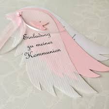 Die Mamamelli Hat Mal Wieder Ein Paar Kommunion Einladungskarte In Form Eines Flugel Gewerkelt Kommu Einladung Kommunion Einladungskarten Kommunion Kommunion