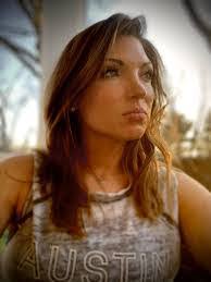 Lana Kirkpatrick's Instagram, Twitter & Facebook