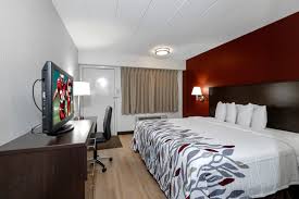 Das joliet red roof inn bietet eine rund um die uhr besetzte rezeption, um ihren aufenthalt so angenehm wie möglich zu machen. Budget Pet Friendly Hotel In Arlington Heights Il 60005