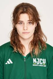 Mackenzie Finn's Instagram, Twitter & Facebook