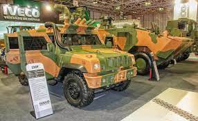 O guarani 6x6 sendo preparado para sua viagem a argentina. H Spinetti Iveco A Venda Do Guarani Para A Argentina Incluiria Suporte Pos Venda Treinamento E A Planta Em Cordoba Noticias Infodefensa America
