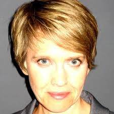 Eva Hudson (@Eva_Hudson)