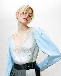 Only high quality pics and photos with emma corrin. Emma Corrin Sag Awards Photoshoot April 2021 Hawtcelebs