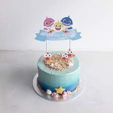 Get some inspiration for your little one's next birthday cake, so. A Simple Baby Shark Cake With Added Paper Topper From Nyix Partytopper Shark Birthday Cakes Shark Cake Baby Shark