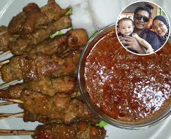 Memang sedap la resepi satay ayam yang akan kami berikan ini. Buat Satay Bakar Dalam Oven Je Nak Rasanya Lagi Umph Ikut Resipi Turun Temurun Dari Keluarga Ni Keluarga