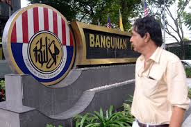 The customer care executive will pick the call and will ask your problem and you will get a ticket id. Your Epf Kwsp Money Weehingthong